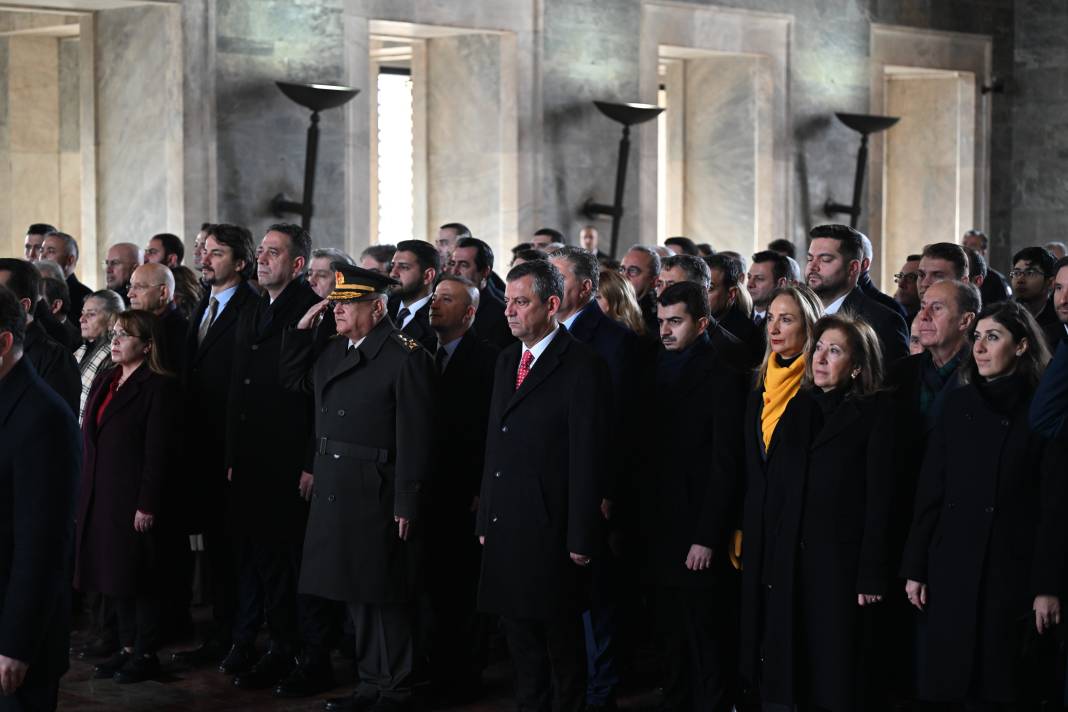 İkinci Cumhurbaşkanı İsmet İnönü 51. ölüm yılında Anıtkabir’de mezarı başında anıldı 26